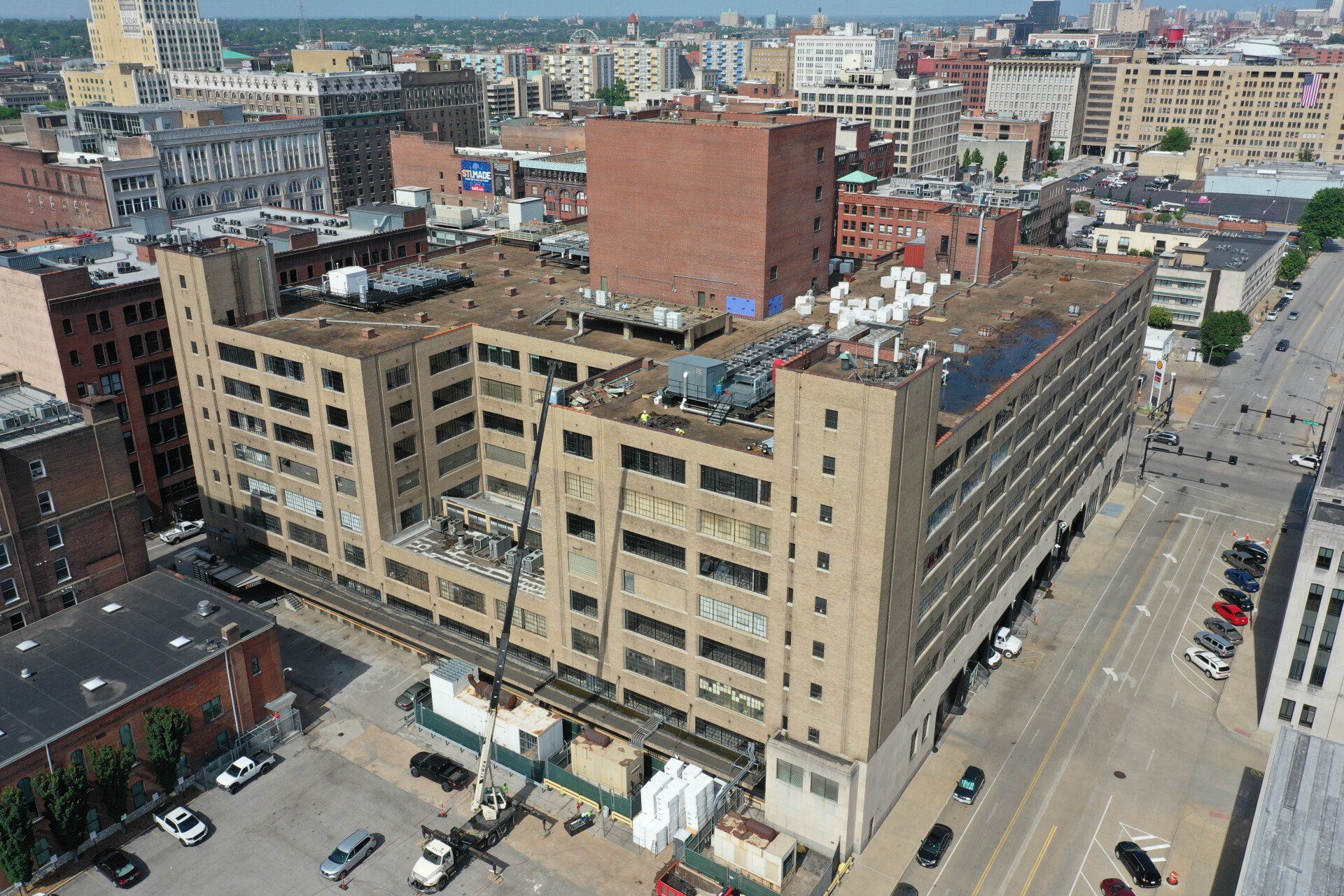 72,000 SF Roof Replacement, Globe Building