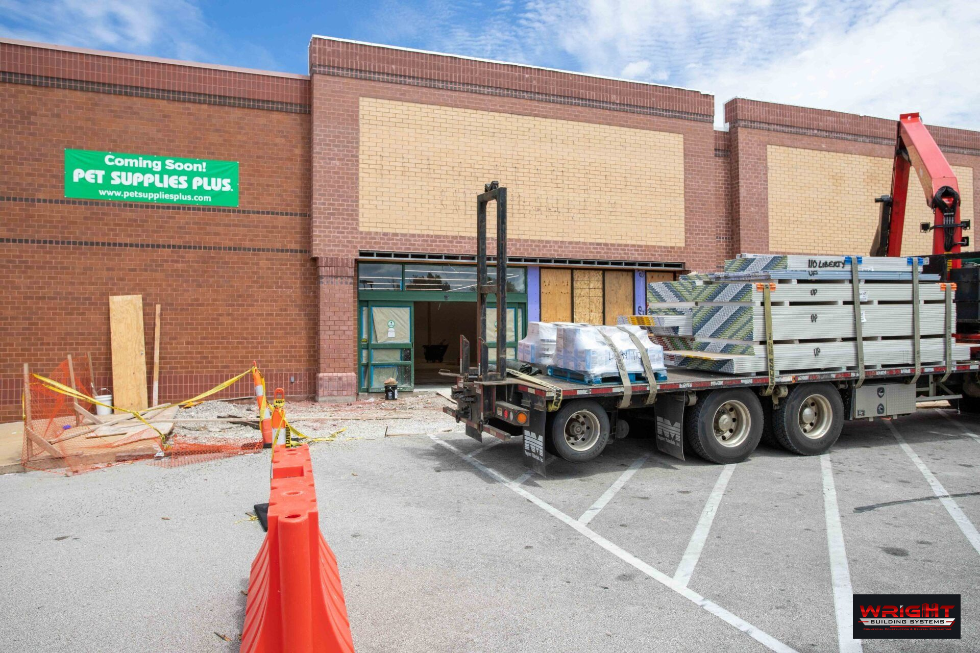 Pet Supplies Plus, St. Charles, before